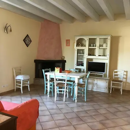 Junco Villa *